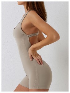 Секси, чврсти комбинезон за јогу за спортске жене које носе једноделни комад