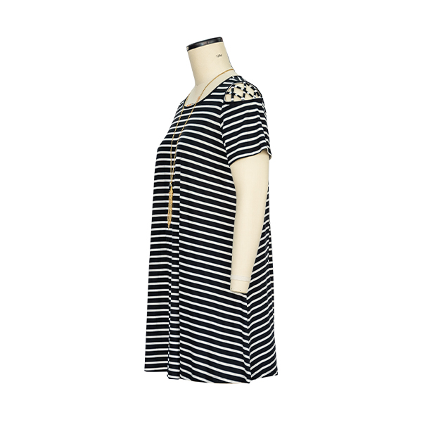 Competitive Price for China Print Stripe Custom Design Summer Knitting Dress