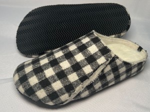 Parte superior de fieltro para mujer con pantuflas forradas de piel Zapatillas de interior – GF2743