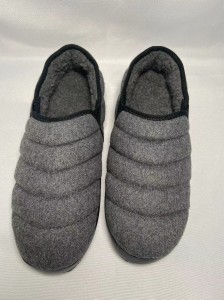 Mens Felt and Fleece Lined Outdoor and Indoor Slippers Moccasins GF2717R