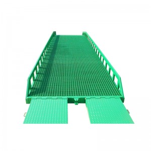 8 Ton 10 Ton 12 Ton Mobile Hydraulic Loading And Unloading Ramp Movable Forklift Yard Dock For Truck Container