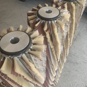China Industrial Round Roller Tampico Fiber Sisal and Sandpaper brush for Wood Polishing