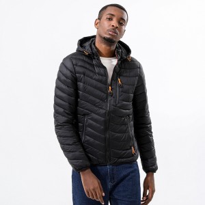 Men’s Lightweight Puffer Jacket Hooded Windproof Winter Coat with Recycled Insulation