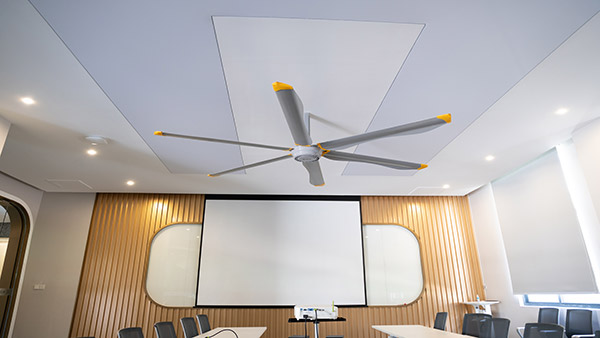 4 Reasons Why You Need HVLS Commercial Ceiling Fan for Your Space?