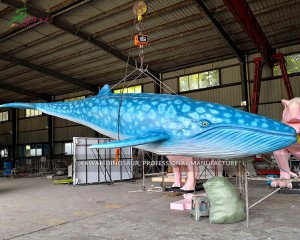 Buy Realistic Animatronic Blue Whale Statue with Movements Customized Posture AM-1633