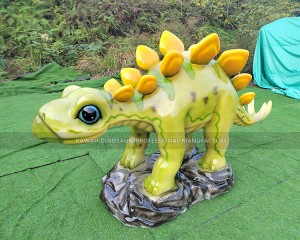 Customzied Cute Cartoon Stegosaurus Fiberglass Dinosaur Statue for Sale FP-2415