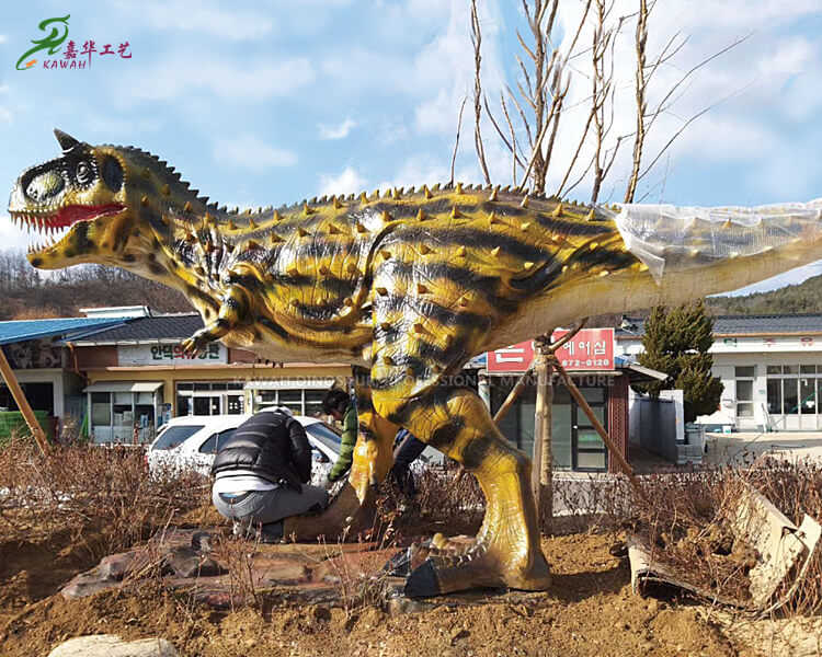 Life Size Dinosaur Statue Carnotaurus Customized Dinosaurs Sculpture AD-090