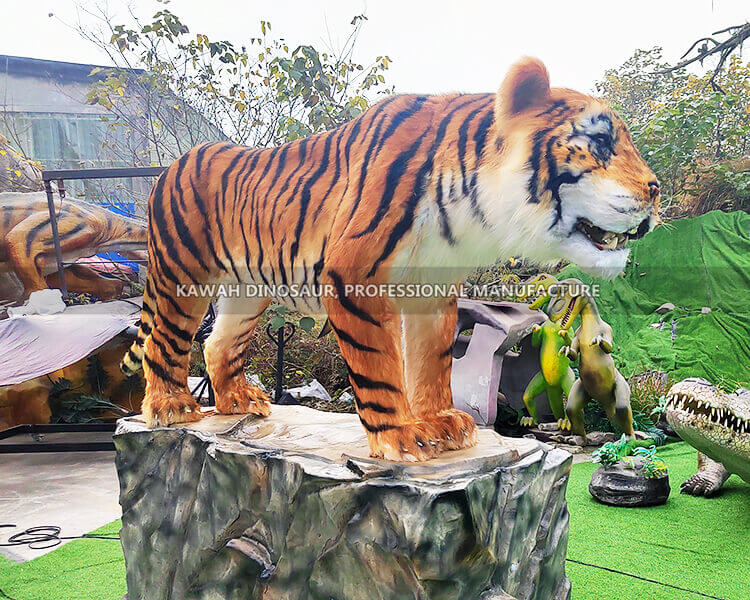 Realistic Tiger Model Life Size Tiger Statue Animatronic Animals For Show AA-1213