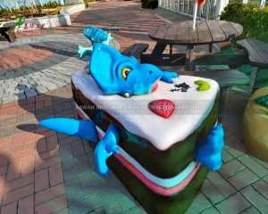 Top Quality 3D Cute Dinosaur Fiberglass Blue Cake Dinsoaur Statue Kids Amusement Park