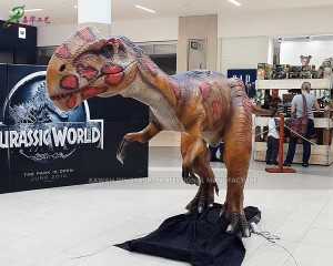 Jurassic World Dinosaur Animatronic Dinosaur Ride Monolophosaurus for Marketing Activities