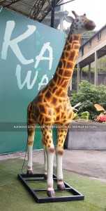 Factory Sale Life Size Giraffe Statue Realistic Animatronic Animal