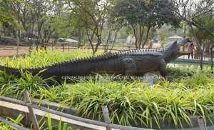 Realistic Crocodile Animatronic Sarcosuchus Statue Animatronic Animal