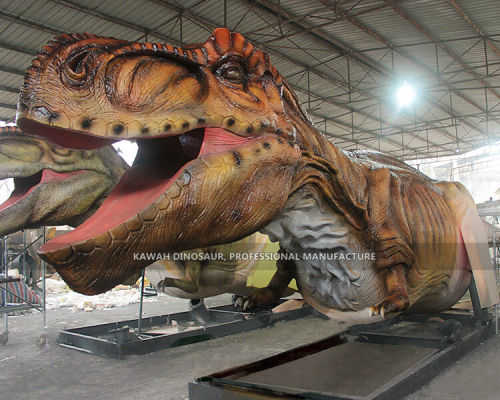 Painting for a 15 meters animatronic T-Rex