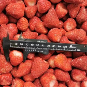 IQF Frozen Strawberry Utuh dengan Kualitas Terbaik