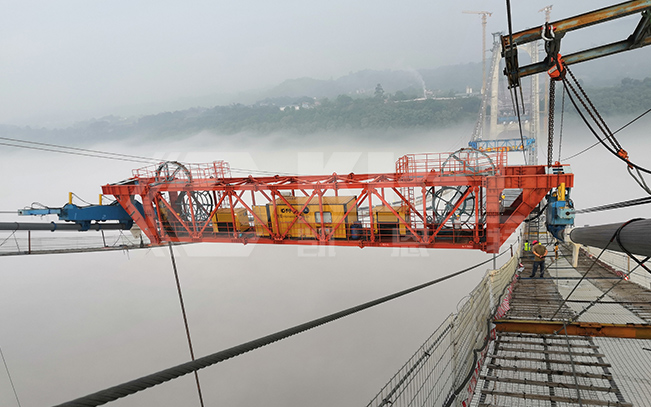 Synchronous lifting hydraulic system is used for lifting steel box girder of Jiangjin Baisha Yangtze River Bridge
