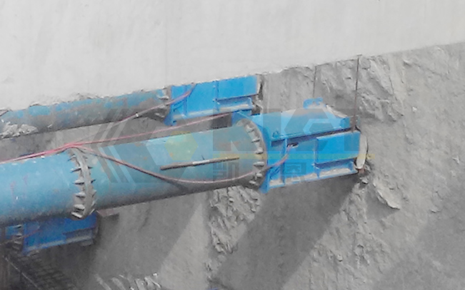The deep foundation pit support of urban construction adopts axial force support intelligent control hydraulic system