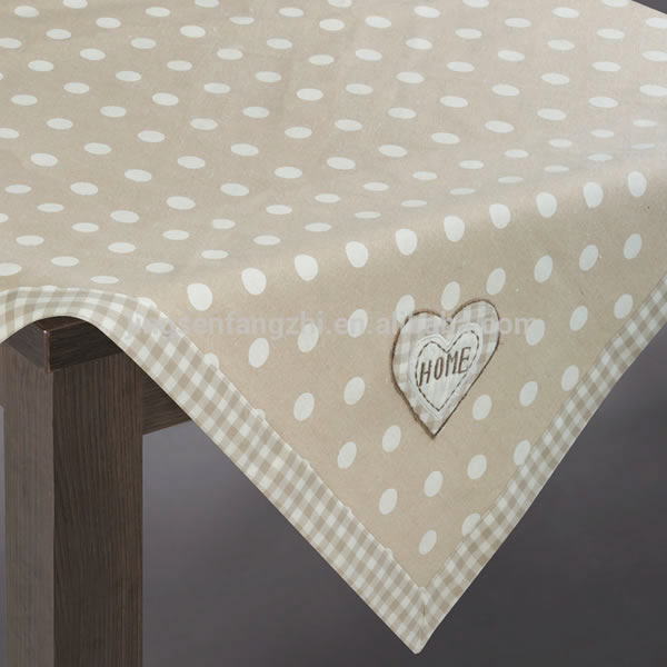 Hot sale Factory Runner 2013 - Fancy Tablecloths With Dots Printing – Kingsun