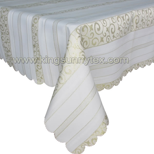 100% Polyester Table Cloth In Jacquard Style