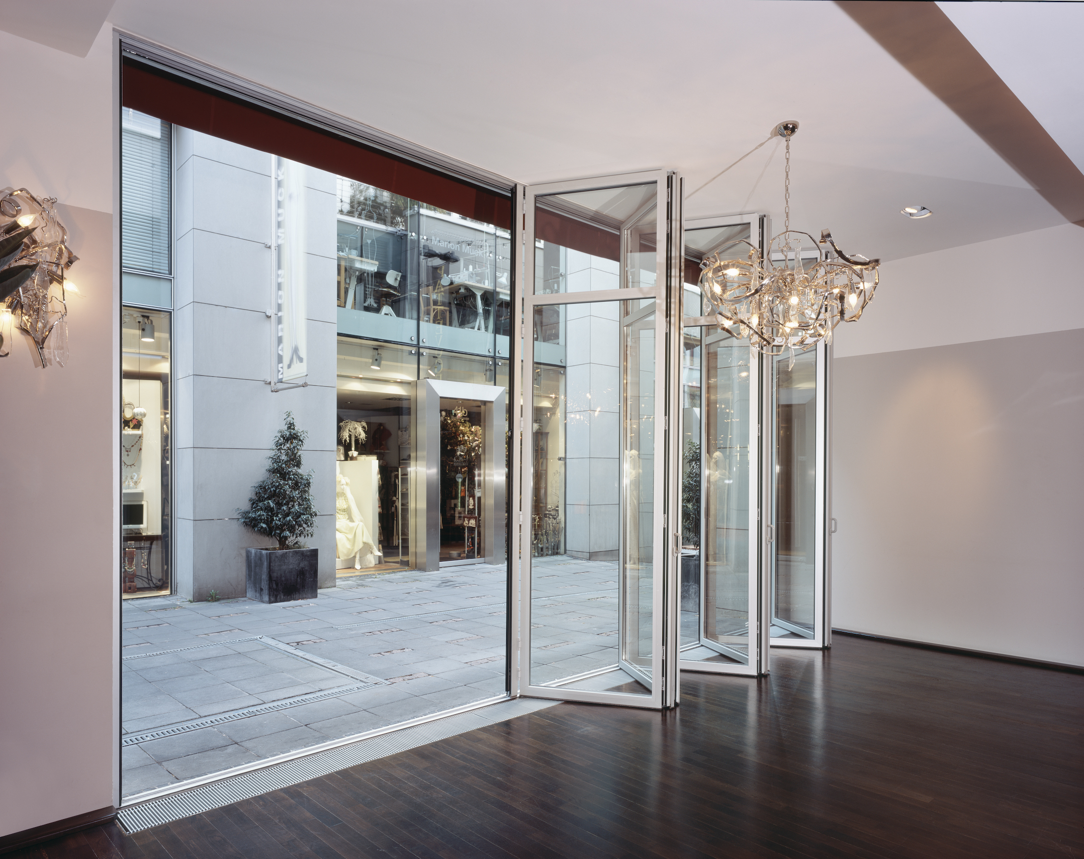 factory customized Frameless Commercial Glass Doors - aluminum alloy sliding folding door frames-JR75 – Kinzon