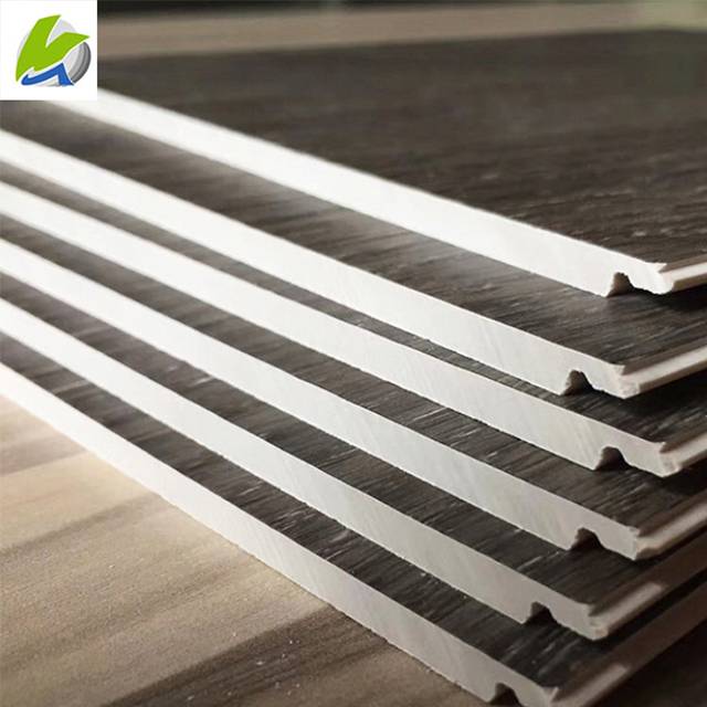 Stock lots white color 1220x184x40mm size plastic pvc vinyl flooring for wet areas