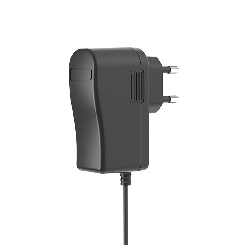 Structure and core functions of power adapter