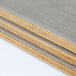 Bambusová podlaha zafarbená horizontálnou sivou farbou