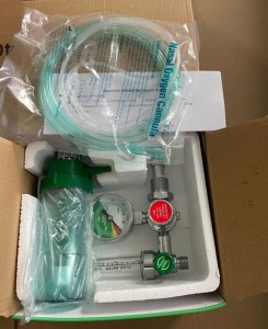 Bullnose cga540 medical oxygen regulator flowmeter with bottle