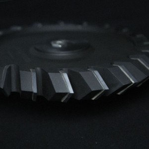 Aluminium V Groove Blades Nias ntawm Aluminium Profile