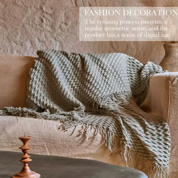 The timeless appeal of chunky knit blankets