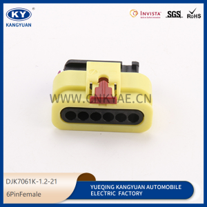 DJK7061K-1.2-21 for rear light brake lamp socket plug 1924292-5