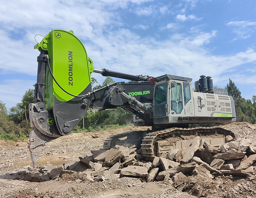 ZOOMLION’s 750 excavator equipped kaiyuanzhichuang diamond Arm