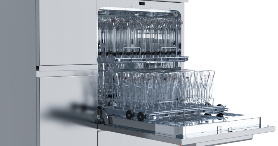 What cleaning process are generally use in lab glassware washer?