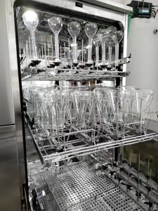 Self-Contained Fully Automatic Laboratory Glassware Washing Machine with Large Cleaning Capacity with in-Situ Drying and Basket Identification System