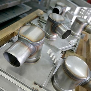 Gipili nga stainless steel aluminum bending seamless welded parts nga serbisyo