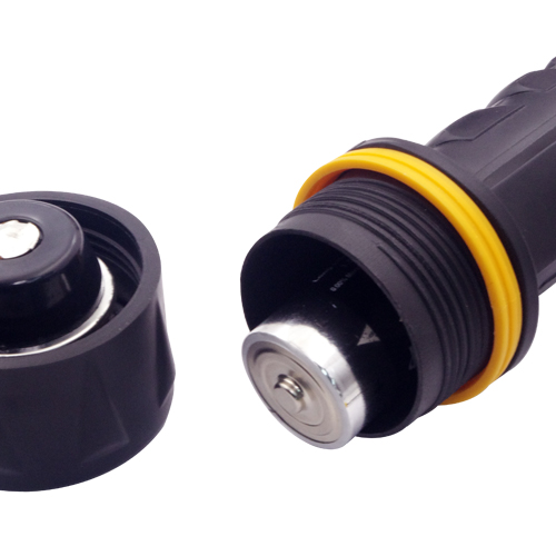 30lumens 2D rubber LED flashlight LF1202