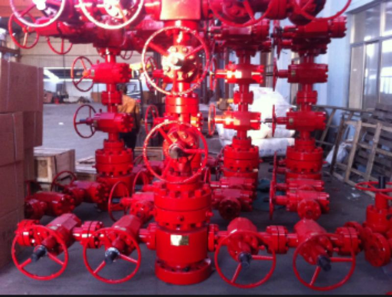 What problems can be encountered in process of wellhead oil production?
