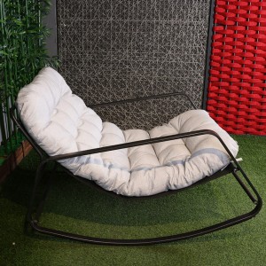 Best-selling outdoor modern style friend party must-have garden rattan table and chair
