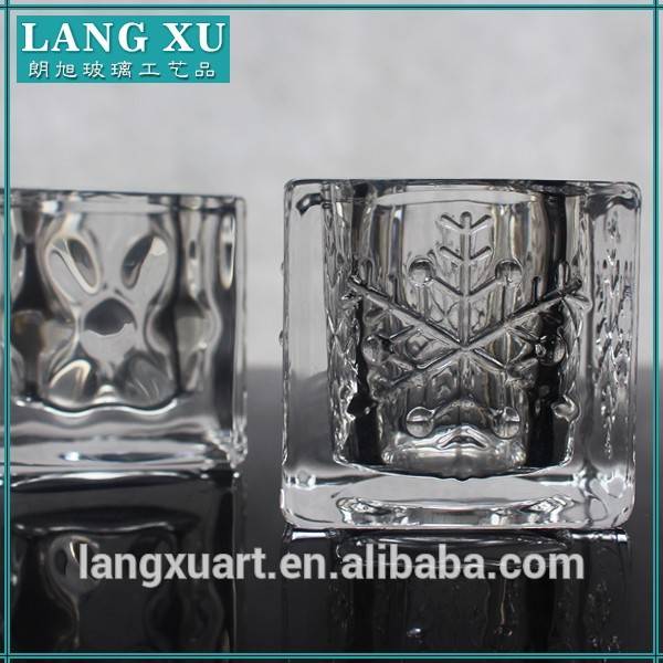 china wholesale Golden Candle Holder quotes - Christmas square Snowflake Glass Votive Candle Holder – Langxu