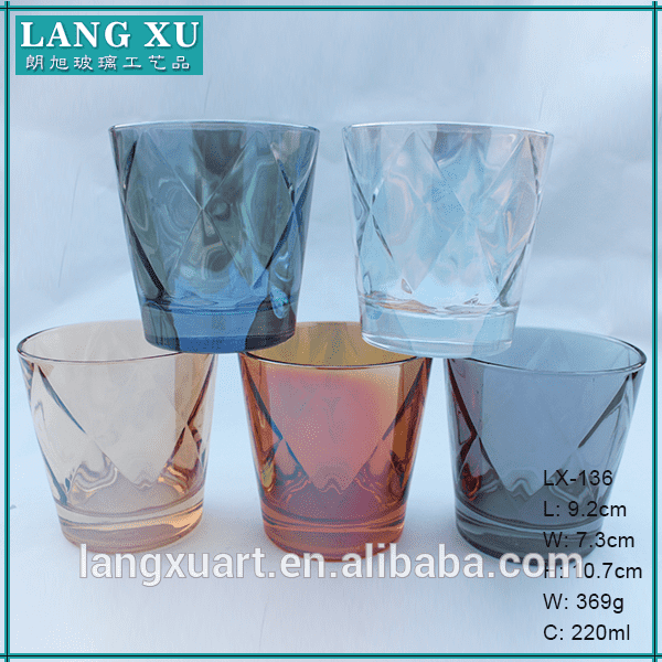 china wholesale Clear Candle Glass Jar With Glass Lid Factories - flat glass colored candle tins with wooden lid – Langxu