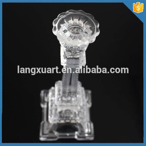 china wholesale Taper Candle Holder Glass Manufacturers - Smooth tall crystal Eiffel Tower candle holder – Langxu
