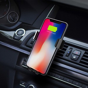 Factory source China Universal Magnetic Attachable Qi Certified Fast Car Cell Phone Mount Wireless Charger Holder