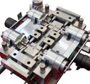 Injection mould,Cheap moulds in China