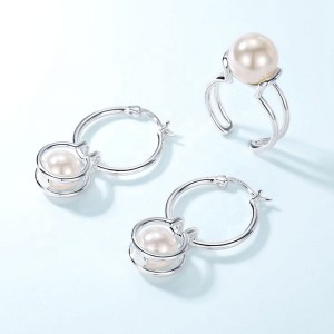 Luxury Ladies Earring Premium White Shell Pearl Earrings Classic Women 925 Silver Hoop Drop Earrings