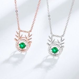 Dainty Jewelry S925 Sterling Silver Cubic Zircon Cute Elk Pendant Bling Lab Made Emerald Pendant Necklace
