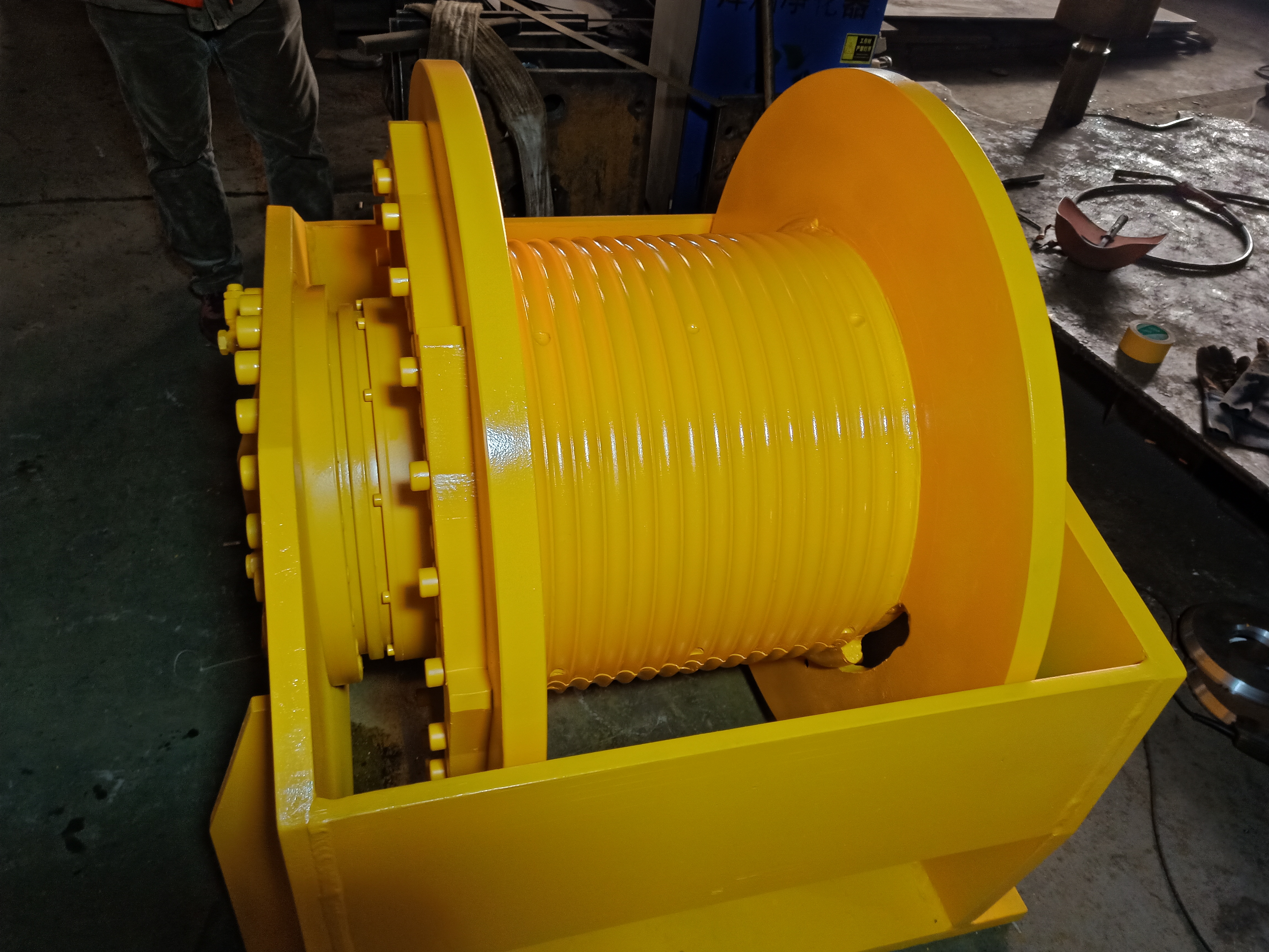 Hydraulic Drive Crane Winch LBS Rope Slot Winch Drum Smoothly Winch