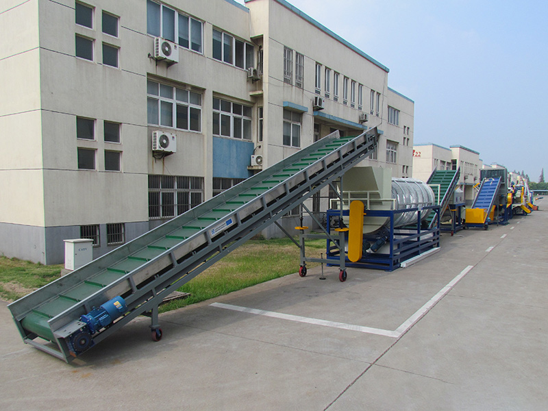 Waste plastic film recycling machine line/ Mulch film washing recycling line/ Jumbo bag cutting, washing, drying line Featured Image
