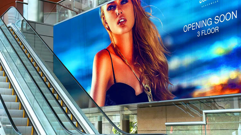 Mastering the Art: 10 Creative Techniques for Exceptional DOOH Advertising
