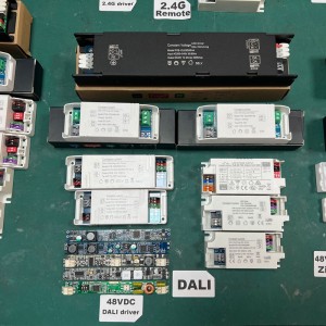 Controlador LED de atenuación Dali DC48V con interruptor DIP S30DA35/S30DA70