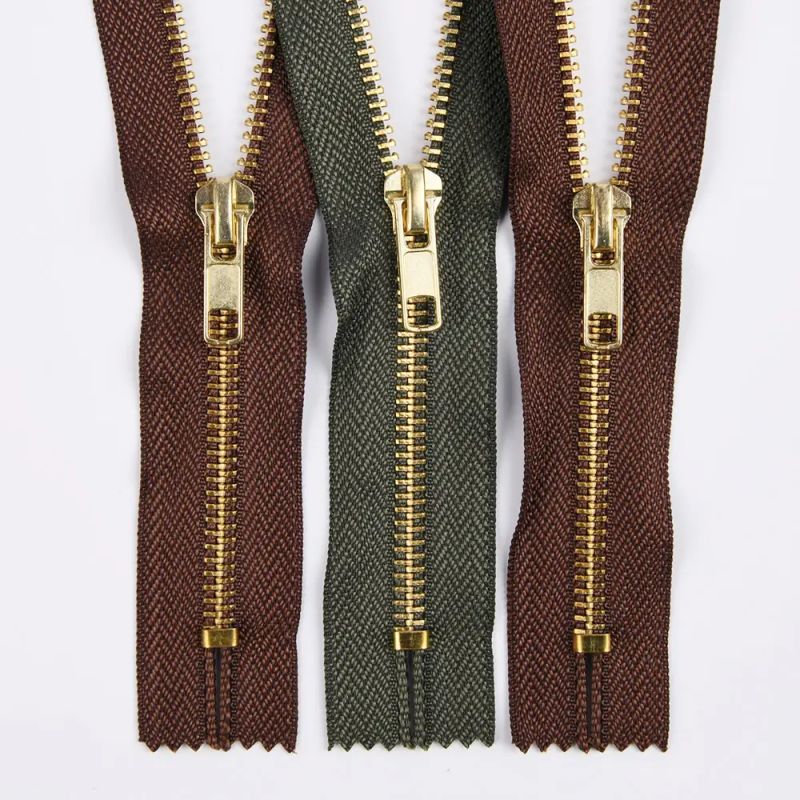 LEMO Wholesale Factory ODM 5# 15cm Brass Zips Rufe Ƙarfe Zipper don Tufafin Jakunkuna