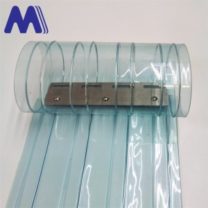 Striated anti-adhesion transparent soft door curtain
